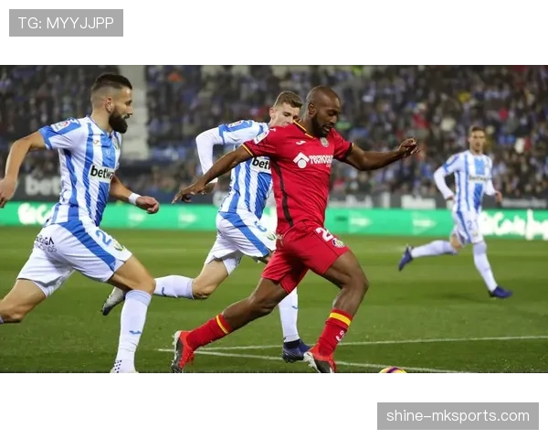 西甲新星风采:年轻球员表现稳健,持续提升赛场影响力 西甲新星风采:年轻球员表现稳健,持续提升赛场影响力