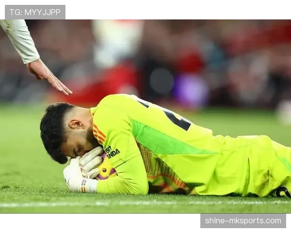 门将持球超6秒会被判犯规？规则如何界定“控制球”与“拖延时间”